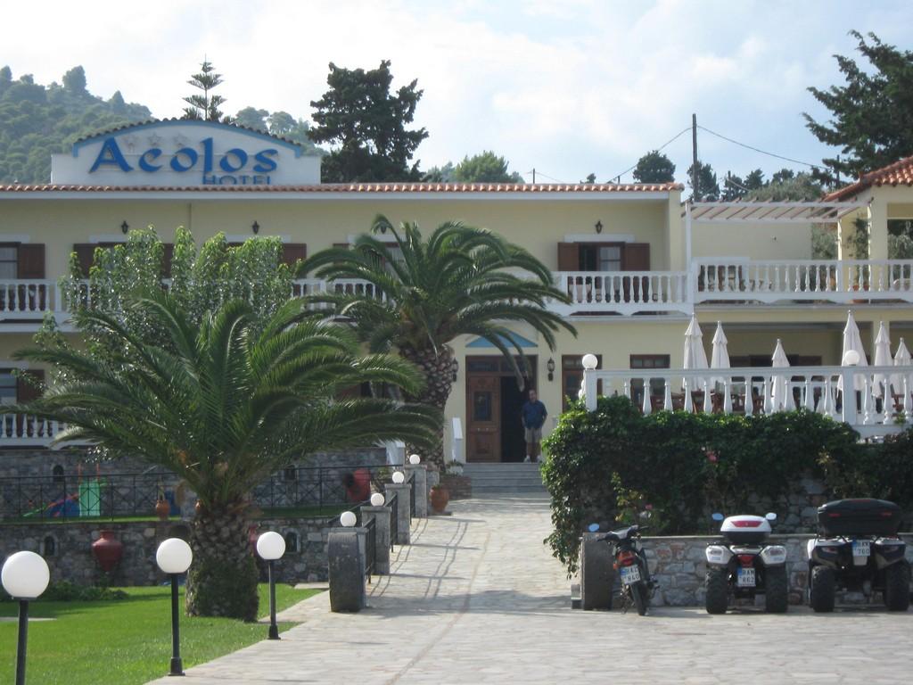 AEOLOS HOTEL